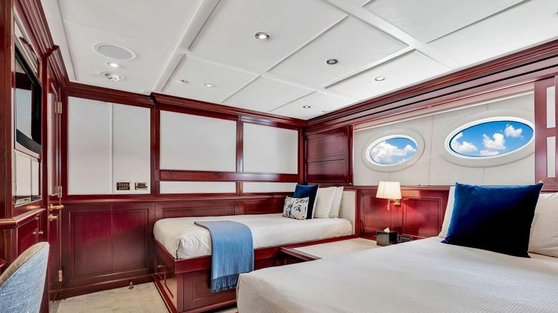 Trinity 164 | Sweet Caroline 2