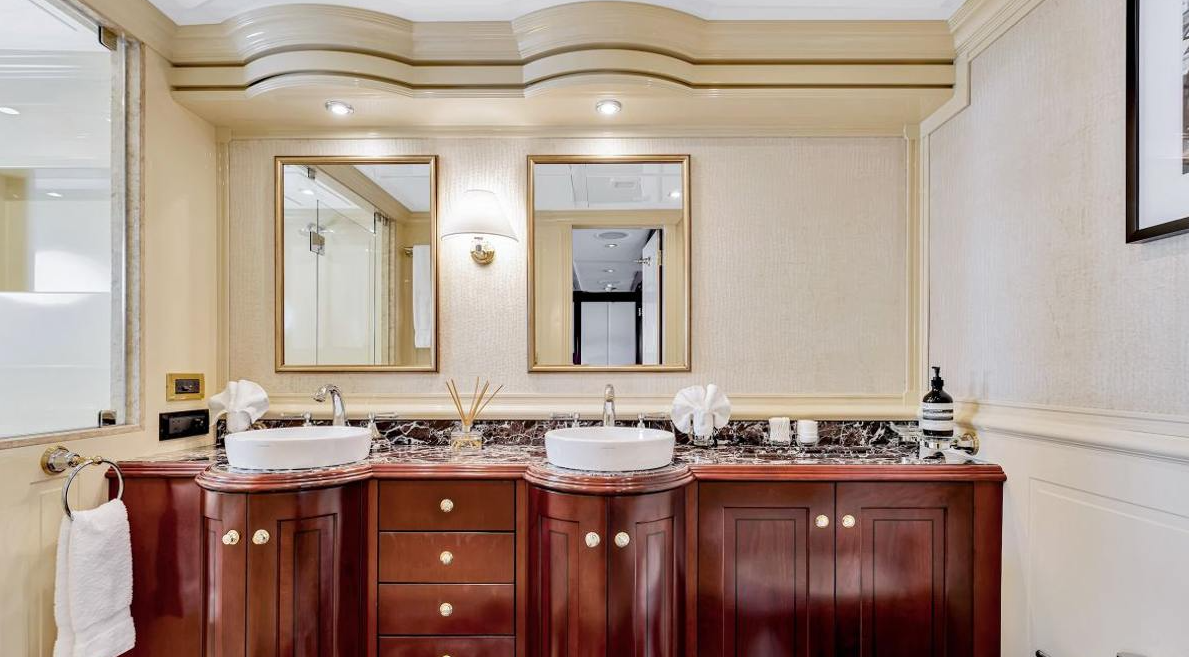 Trinity 164 | Sweet Caroline 2