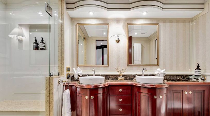 Trinity 164 | Sweet Caroline 2