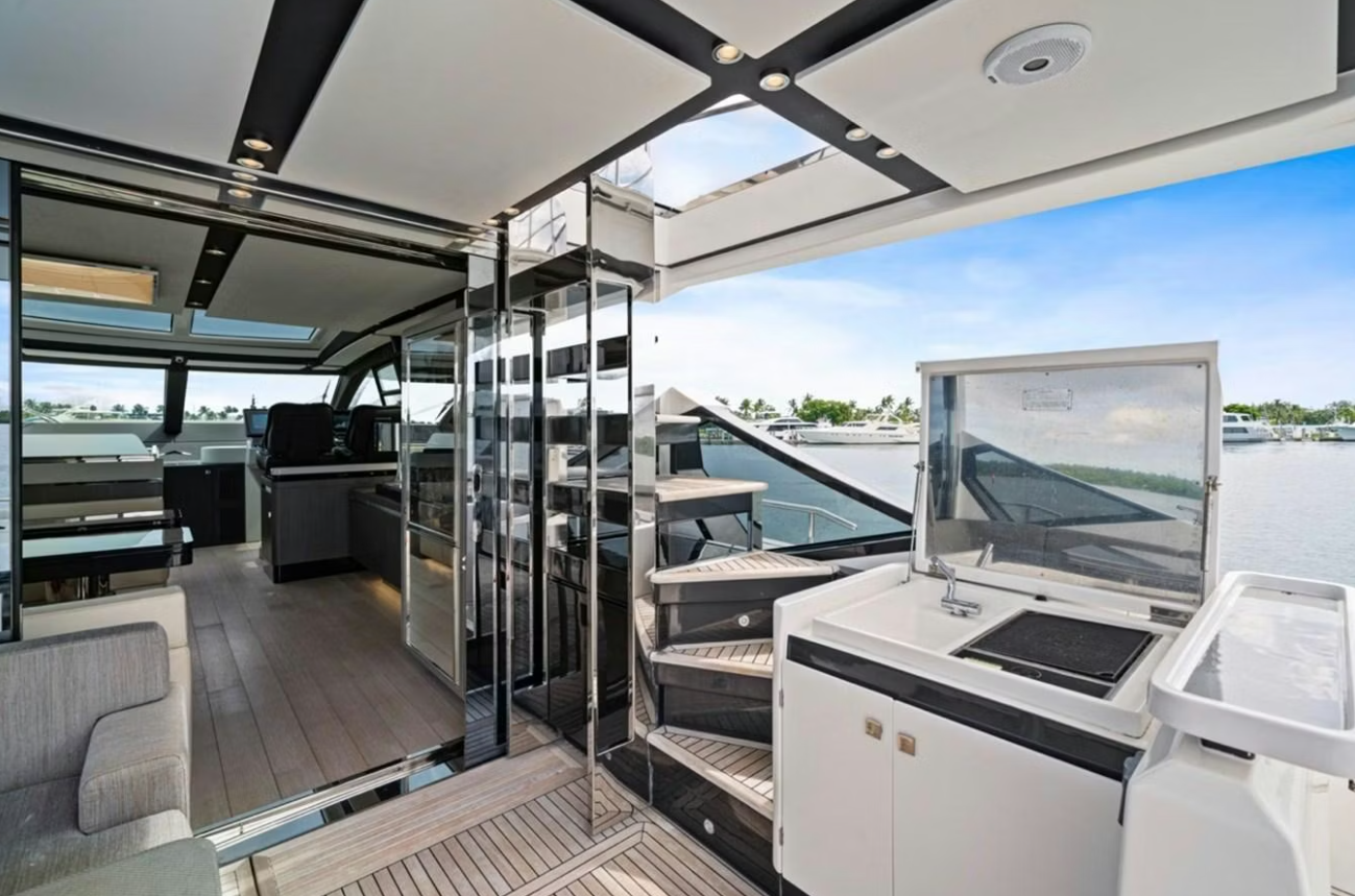 Azimut S7 | Just Keep Livin