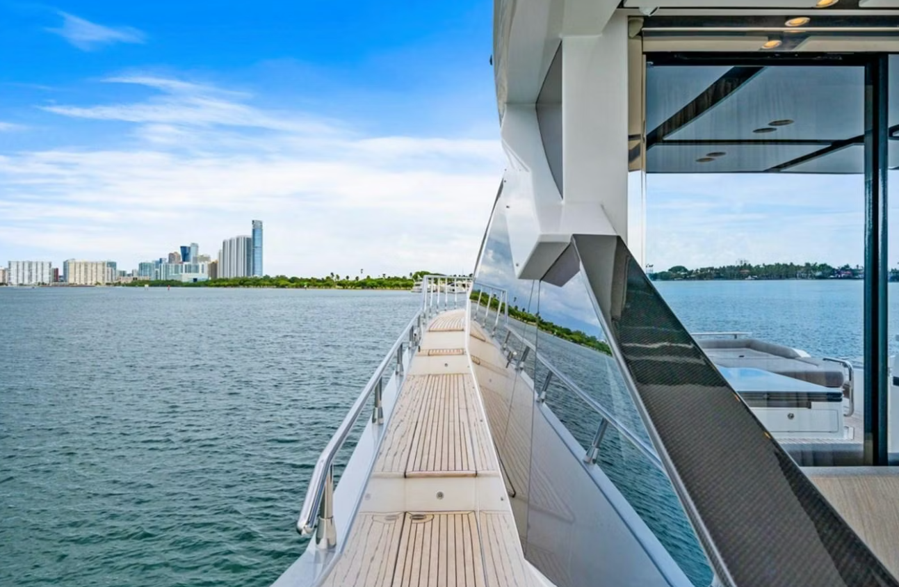 Azimut S7 | Just Keep Livin