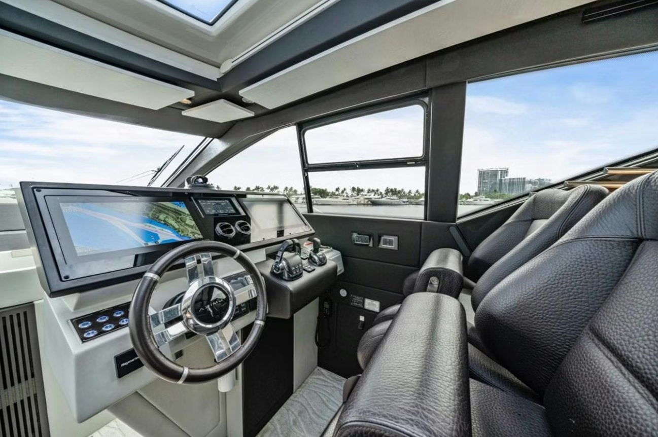 Azimut S7 | Just Keep Livin