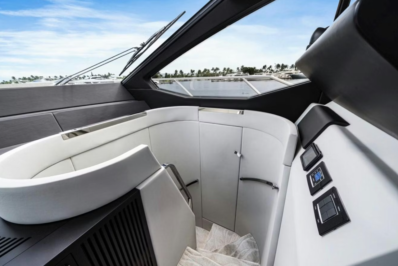 Azimut S7 | Just Keep Livin