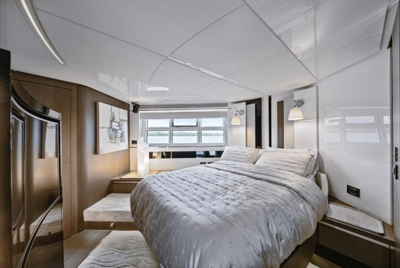 Azimut S7 | Just Keep Livin