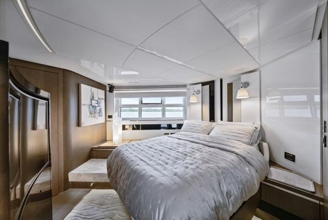 Azimut S7 | Just Keep Livin