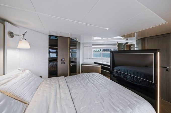 Azimut S7 | Just Keep Livin