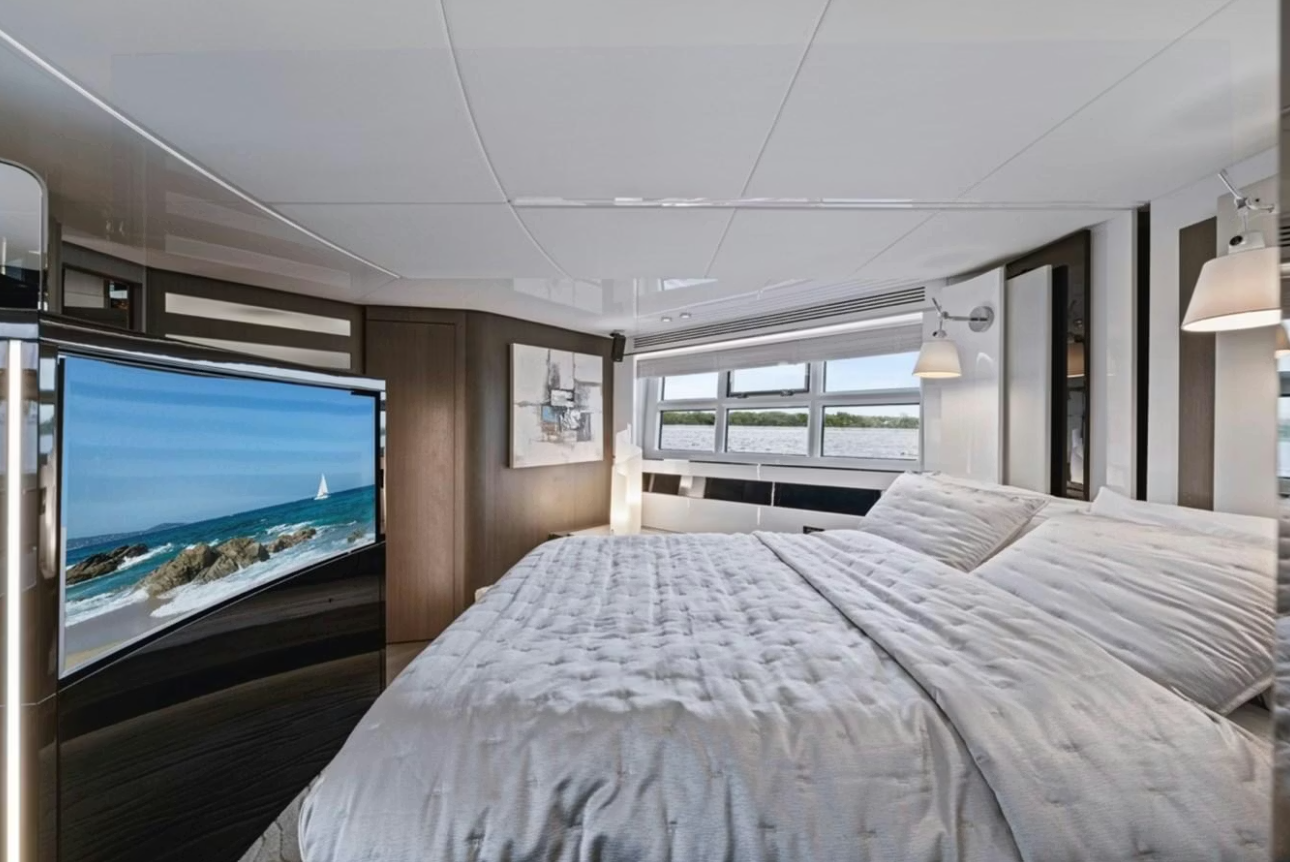 Azimut S7 | Just Keep Livin