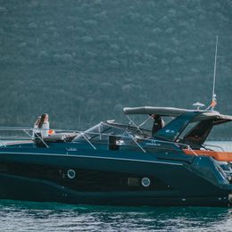Cranchi Z 35 | Akul