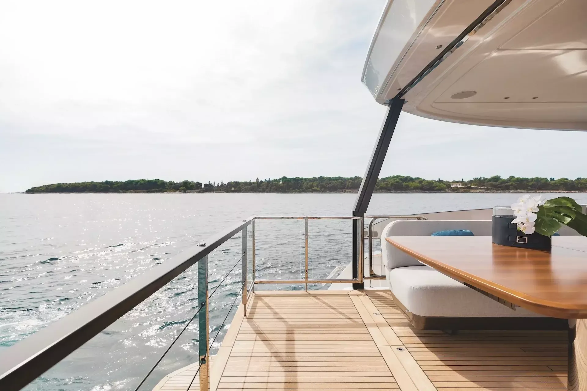 Azimut Grande 26M | First Horizon