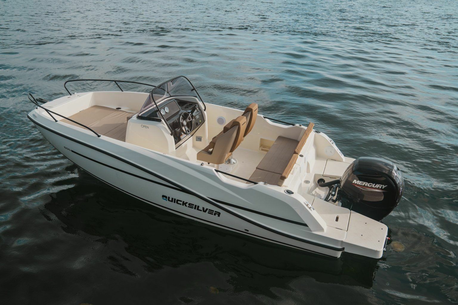 Quicksilver Activ 605 Open | 26