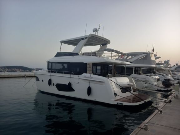 Navetta 52