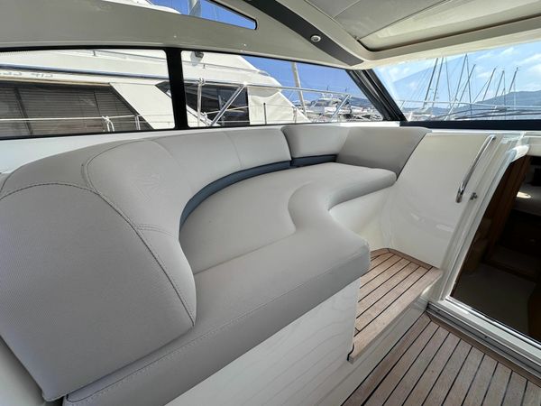 Princess V42 | Snouff