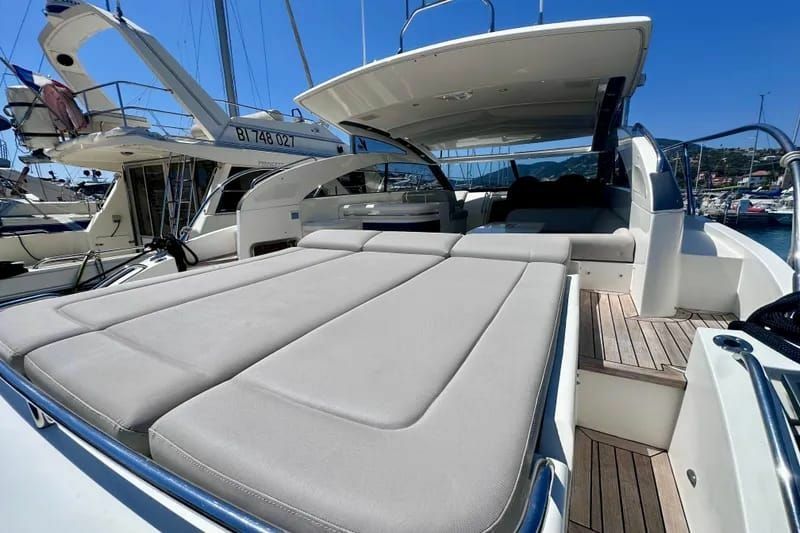 Princess V42 | Snouff