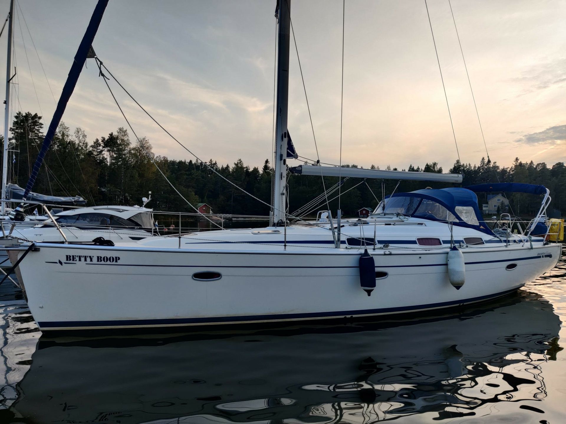 Bavaria 42 Cruiser | Betty Boop