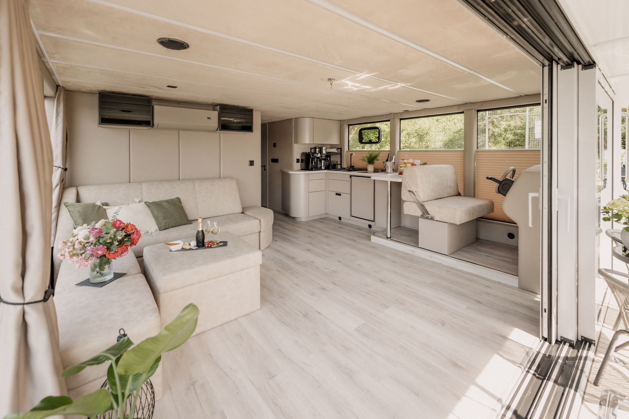 Houseboat Luxboot | Exclusiv