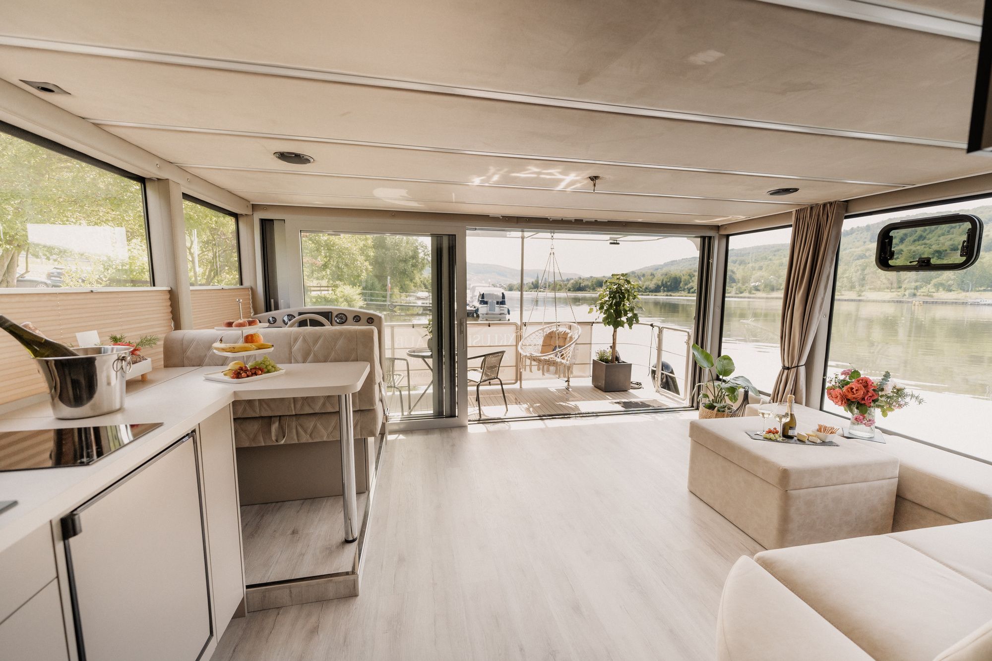 Houseboat Luxboot | Exclusiv