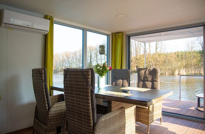 WOMA D13 | Seelounge