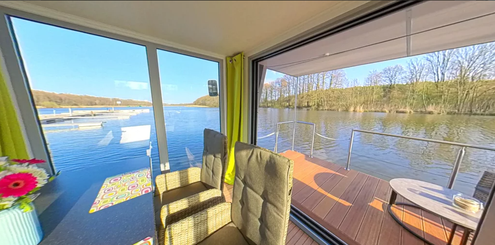 WOMA D13 | Seelounge