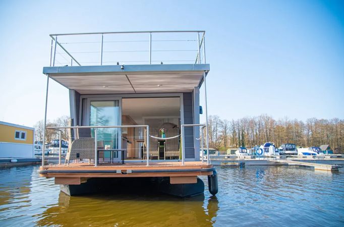 WOMA D13 | Seelounge