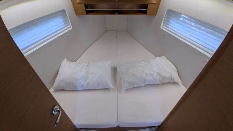 Jeanneau Sun Odyssey 350 | Naia