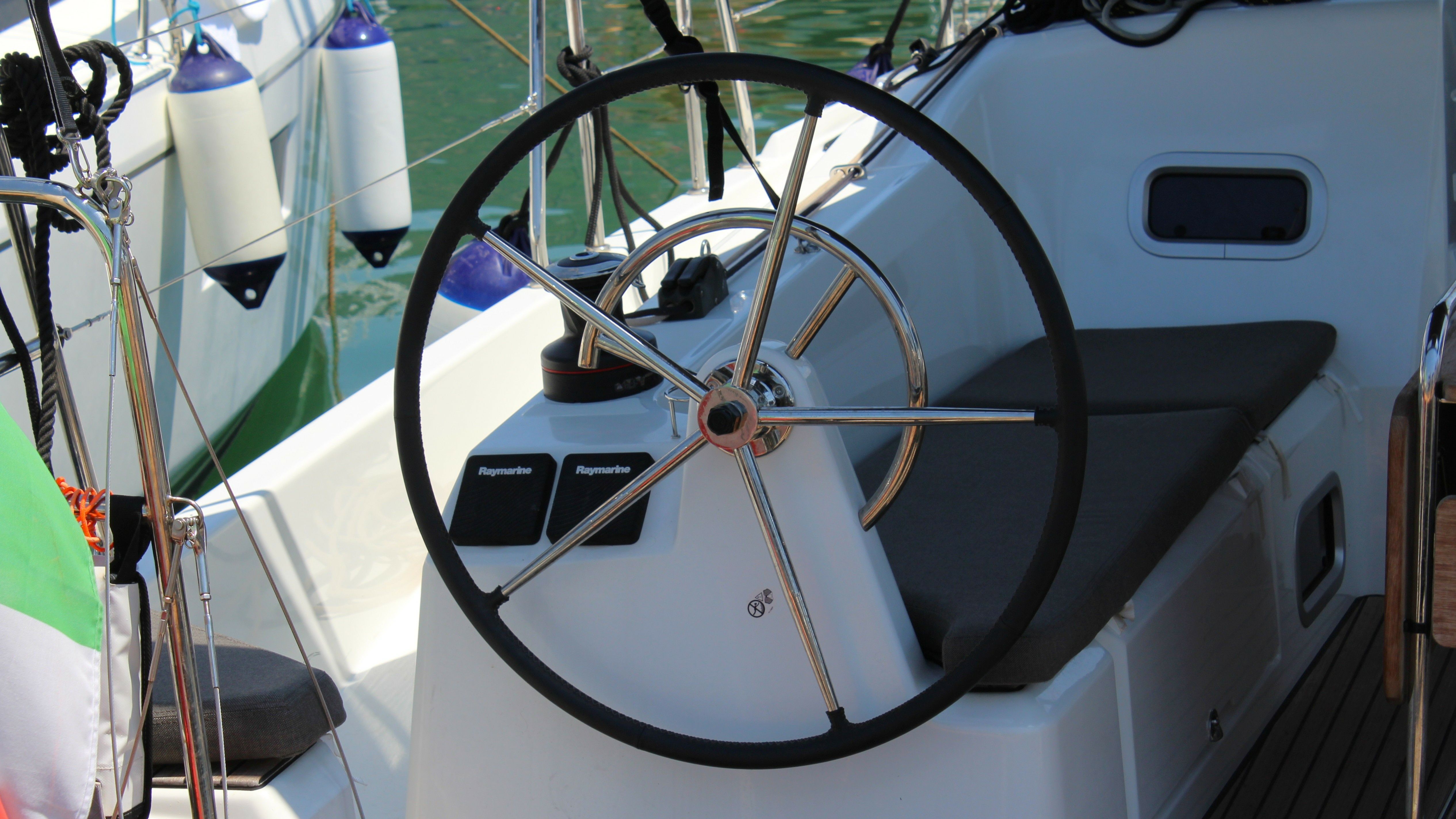 Jeanneau Sun Odyssey 350 | Naia