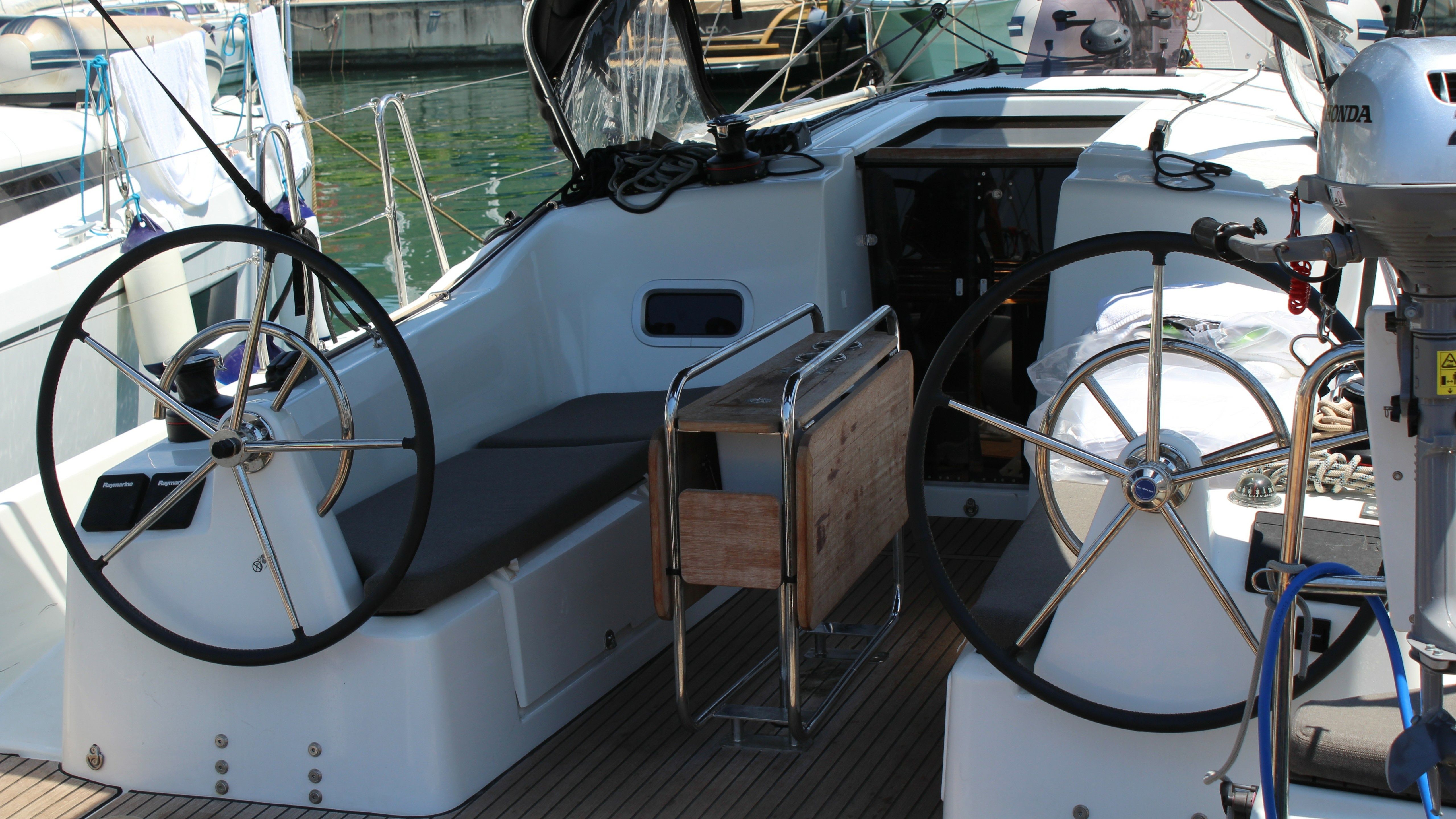 Jeanneau Sun Odyssey 350 | Naia