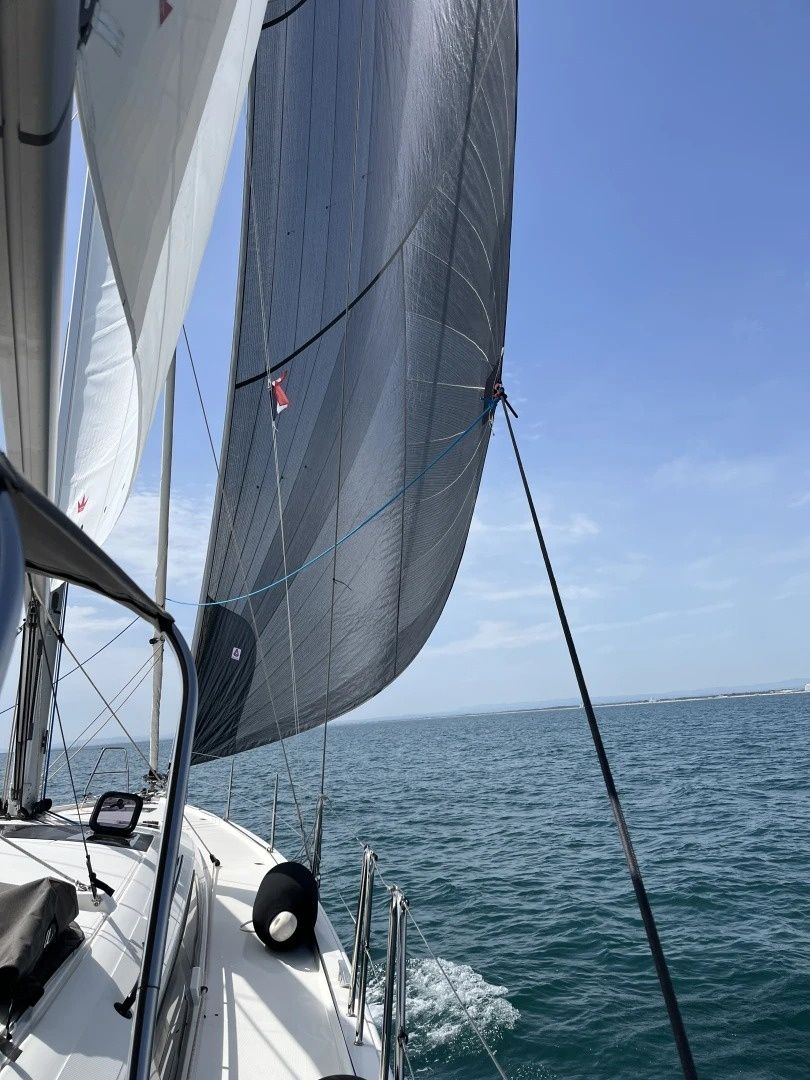 Dufour 470 | Camara 1