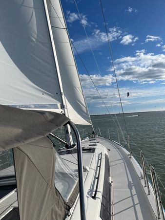 Dufour 470 | Camara 1