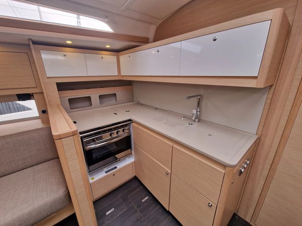 Dufour 470 | Camara 1