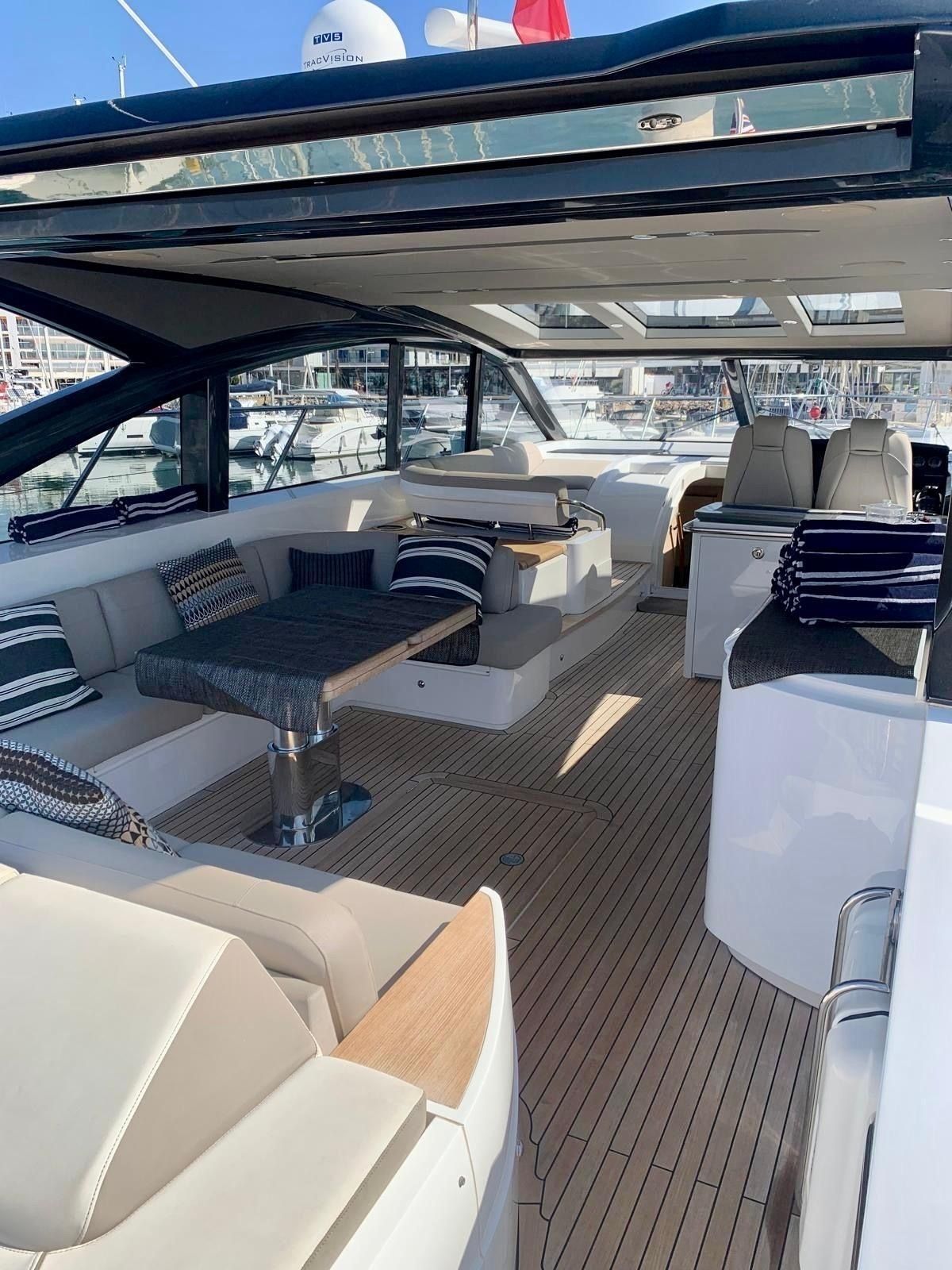 Princess V58 | Trio