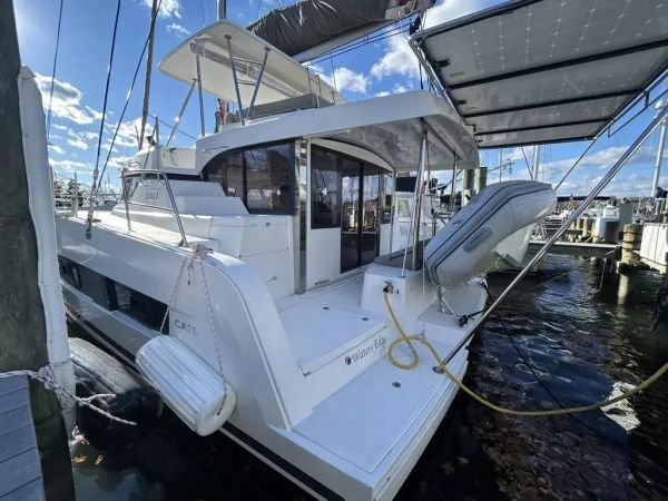 Bali Catspace | Water's Edge