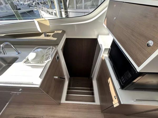 Bali Catspace | Water's Edge