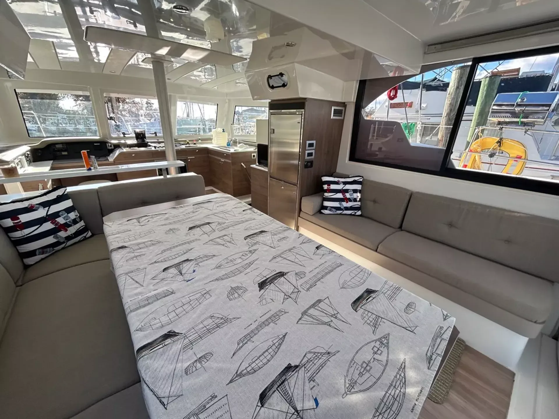 Bali Catspace | Water's Edge