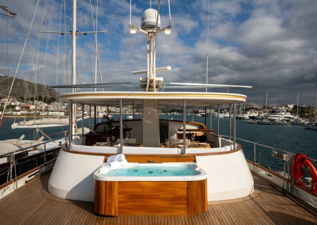 Custom Built 78 | CodeCasa