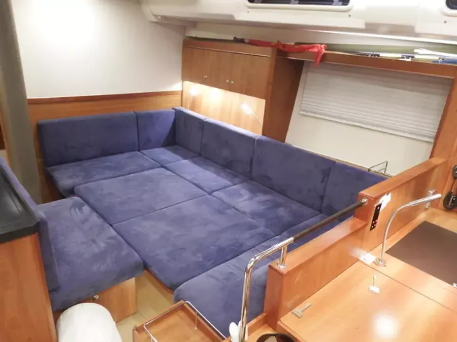 Hanse 575 | Social Distance