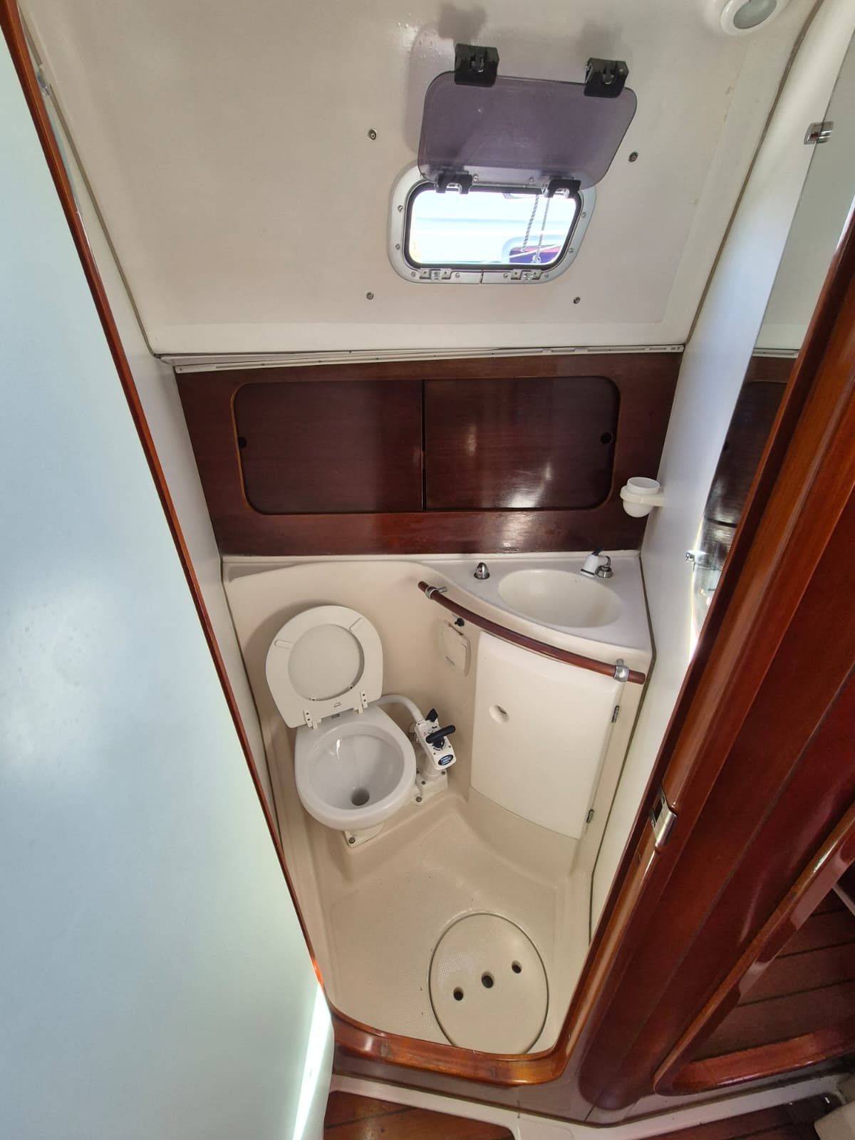 Beneteau Oceanis 321 | Keren