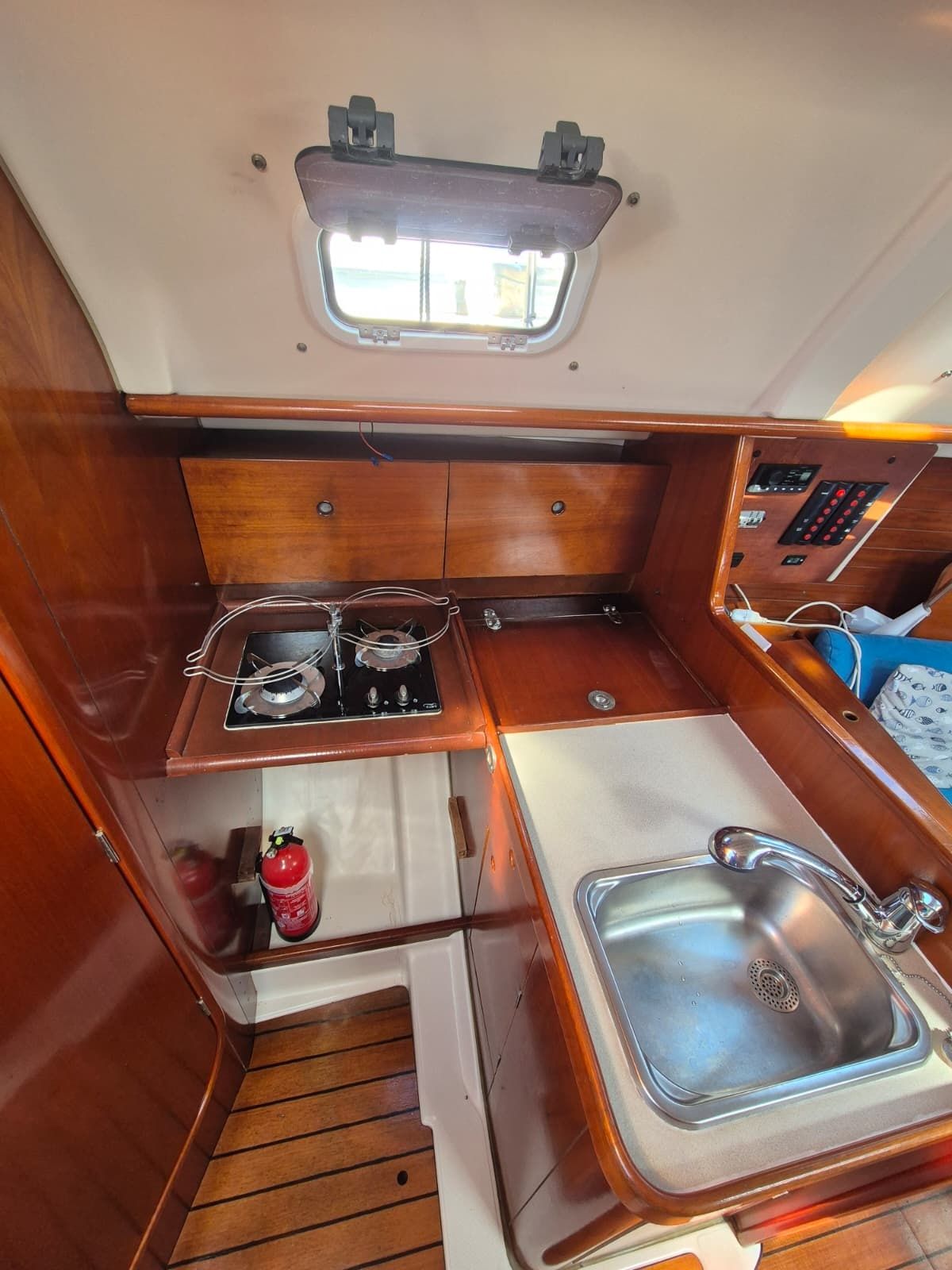 Beneteau Oceanis 321 | Keren