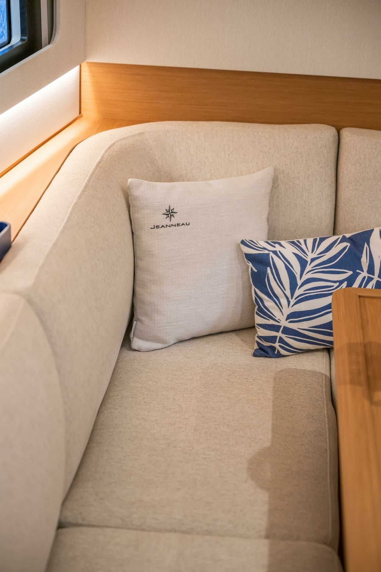 Jeanneau Sun Odyssey 415 | Sinki Ca