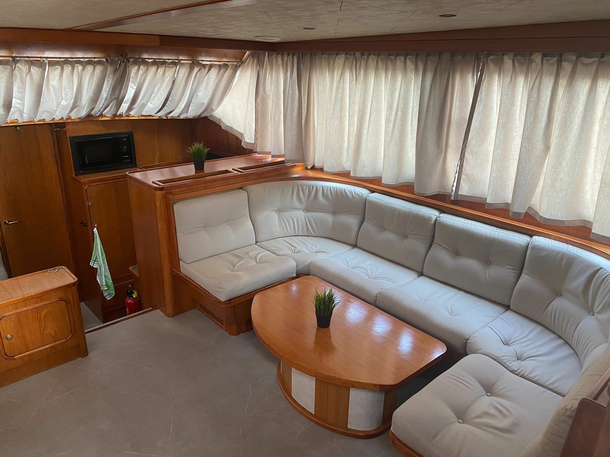 Pacific Allure 150 | Erianne