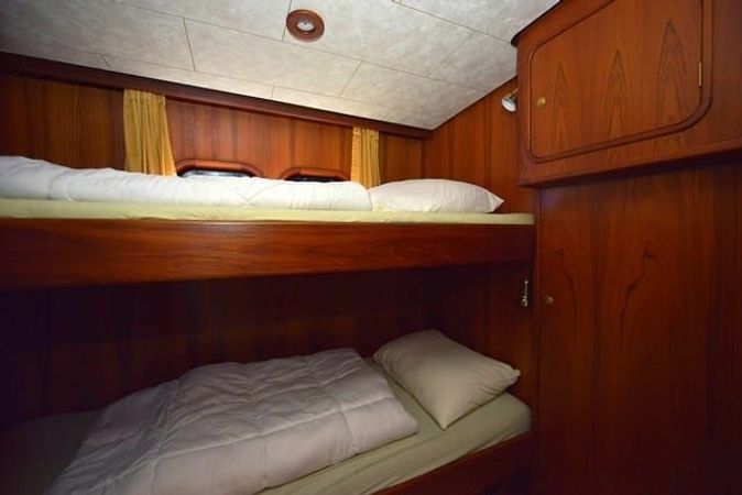 Pacific Allure 150 | Erianne