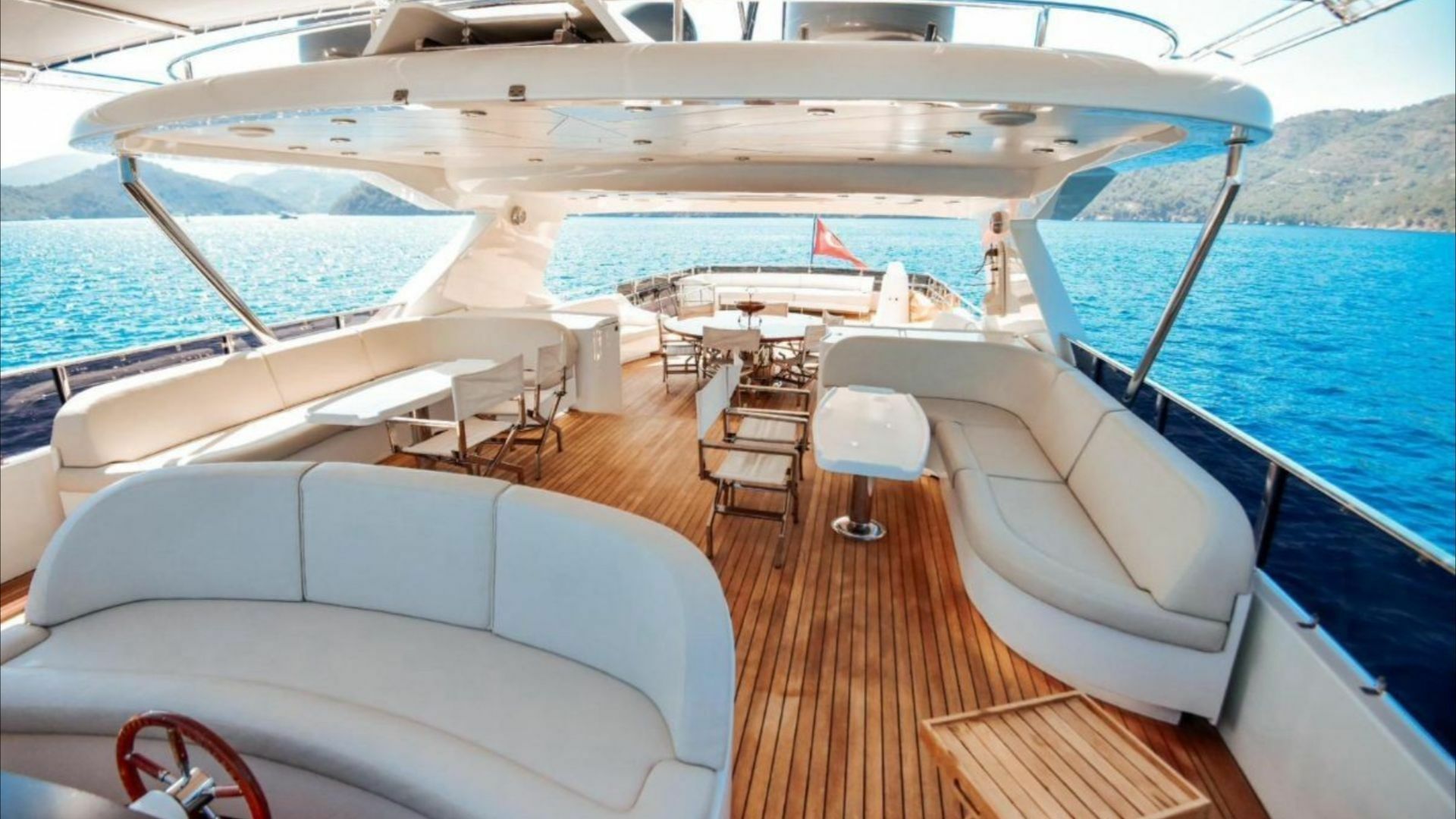 Custom Built 108 | River Storm