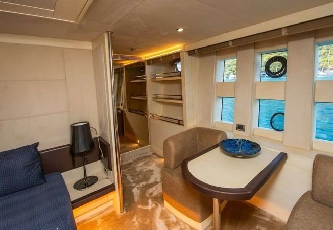 Azimut 86 S | Somafix