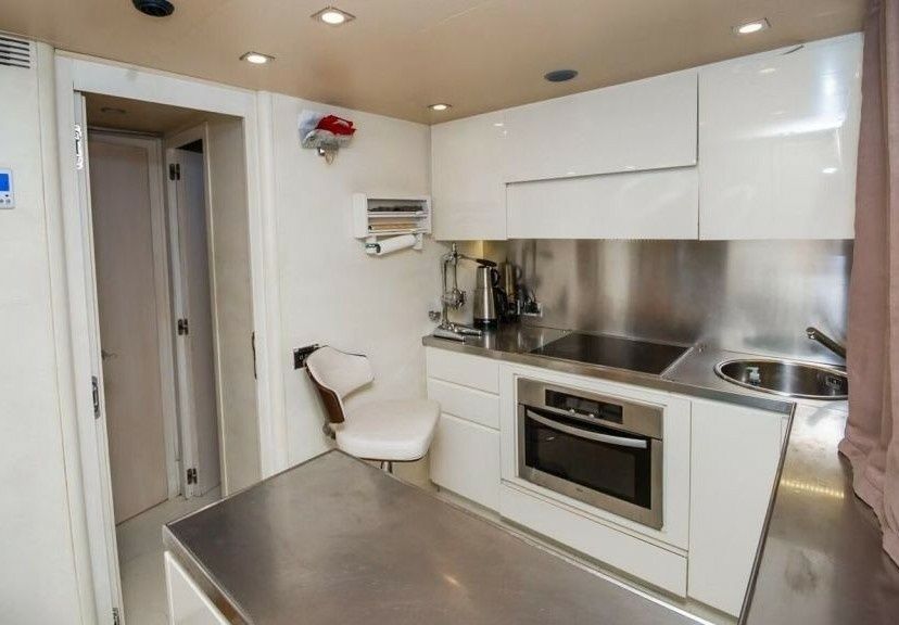 Azimut 86 S | Somafix