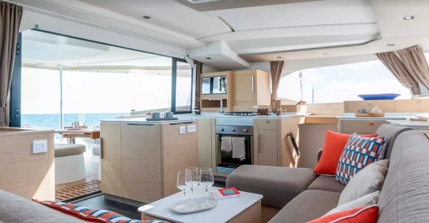 Fountaine Pajot FP44 | Selah Vie