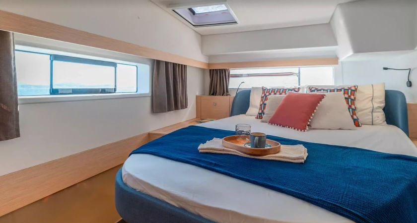 Fountaine Pajot FP44 | Selah Vie