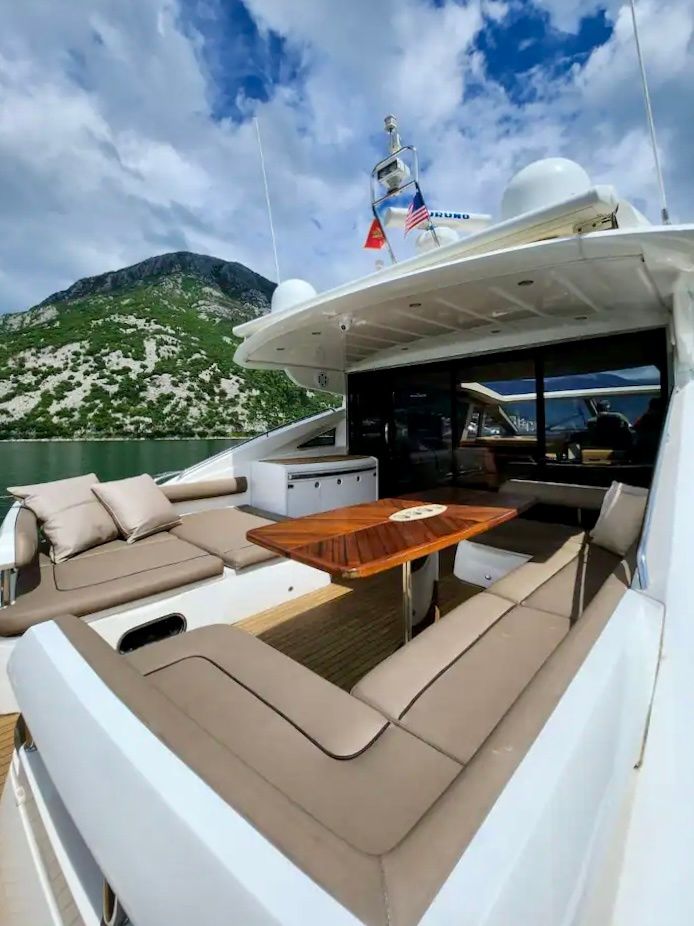 Princess V65 | Arat
