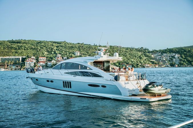 Princess V65 | Arat