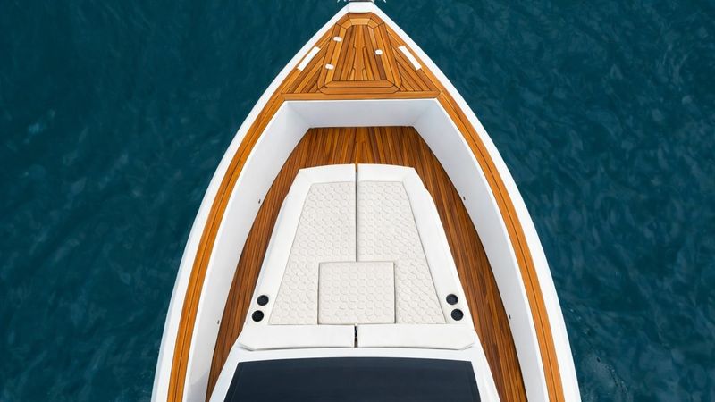 Maxim 44R | Ozzy