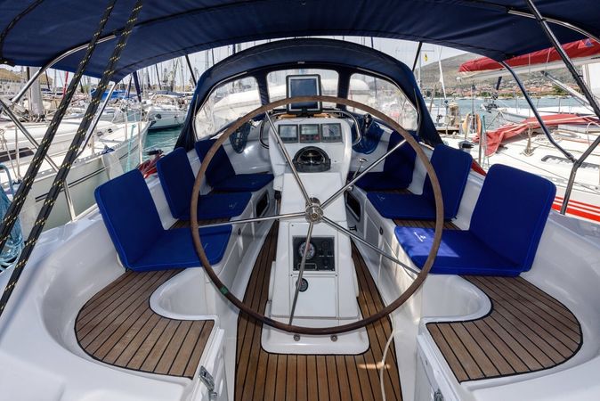 Bavaria Cruiser 36 | Ema