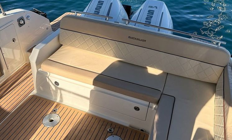 Quicksilver Activ 875 Sundeck | El Mojo